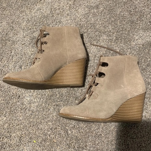 Wedges - Picture 2 of 4